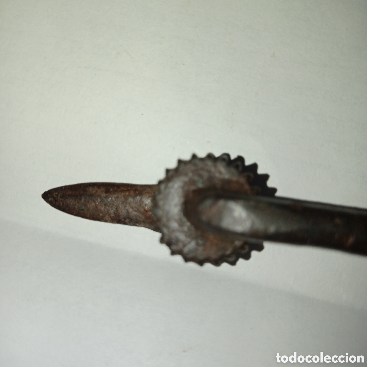 Antig&uuml;edades: ABRELATAS MUY PRIMITIVO Y SIMPLE - Foto 6