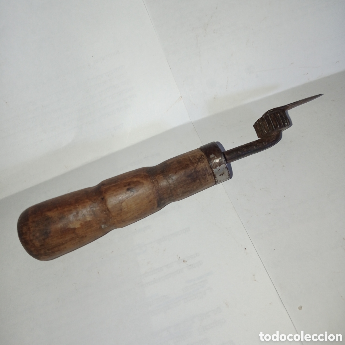 Antig&uuml;edades: ABRELATAS MUY PRIMITIVO Y SIMPLE - Foto 1