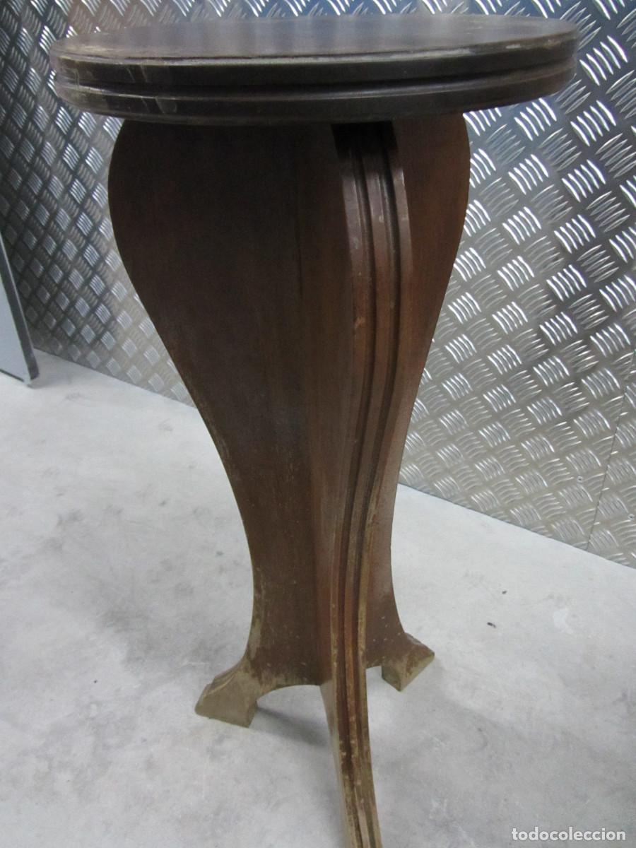 Antig&uuml;edades: CONJUNTO DE 2 BONITAS PEANAS DE MADERA PARA JARRONES - MACETAS. - Foto 4