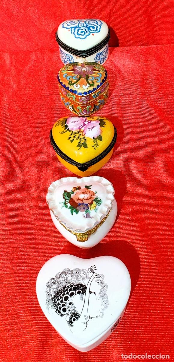 Antig&uuml;edades: Lote de joyeros en porcelana - Foto 1