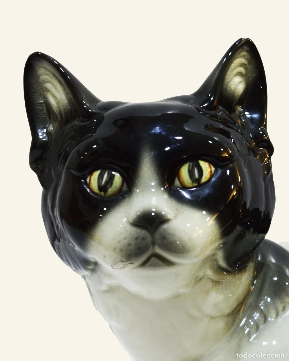 Antig&uuml;edades: Gato de cer&aacute;mica de Manises - Foto 2