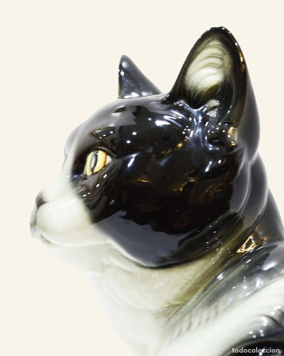 Antig&uuml;edades: Gato de cer&aacute;mica de Manises - Foto 3