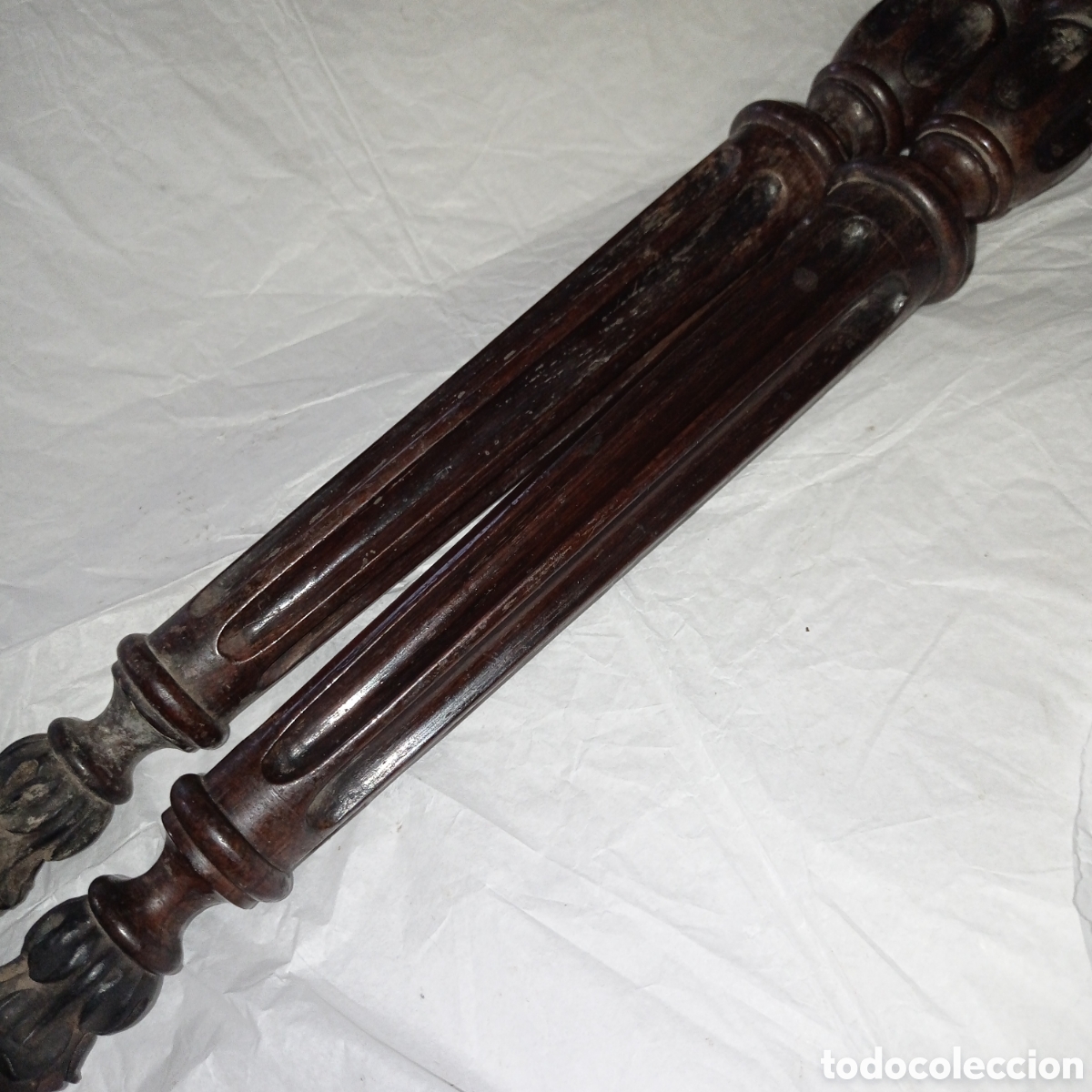 Antig&uuml;edades: DOS COLUMNAS DE MADERA TORNEADA - Foto 7