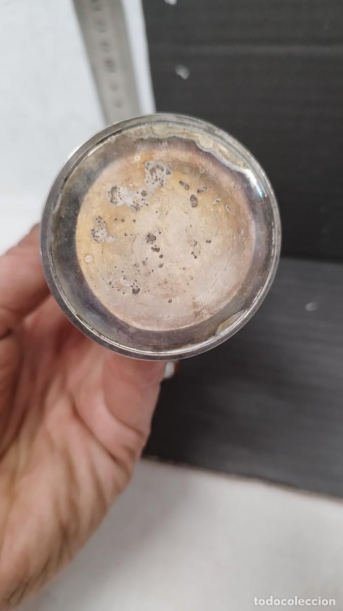 Antig&uuml;edades: Antigua copa de cristal con base de plata contrastada estrella. - Foto 3