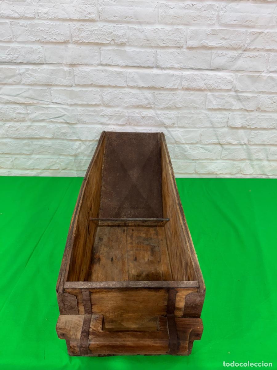 Antig&uuml;edades: ANTIGUA FANEGA DE MADERA - Foto 8