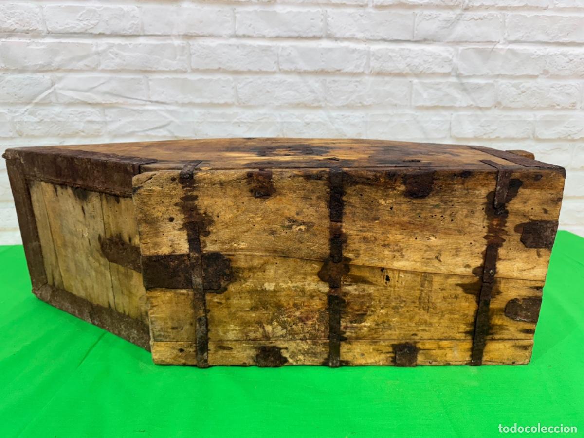 Antig&uuml;edades: ANTIGUA FANEGA DE MADERA - Foto 9