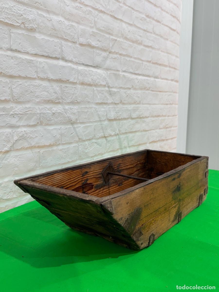 Antig&uuml;edades: ANTIGUA FANEGA DE MADERA - Foto 8