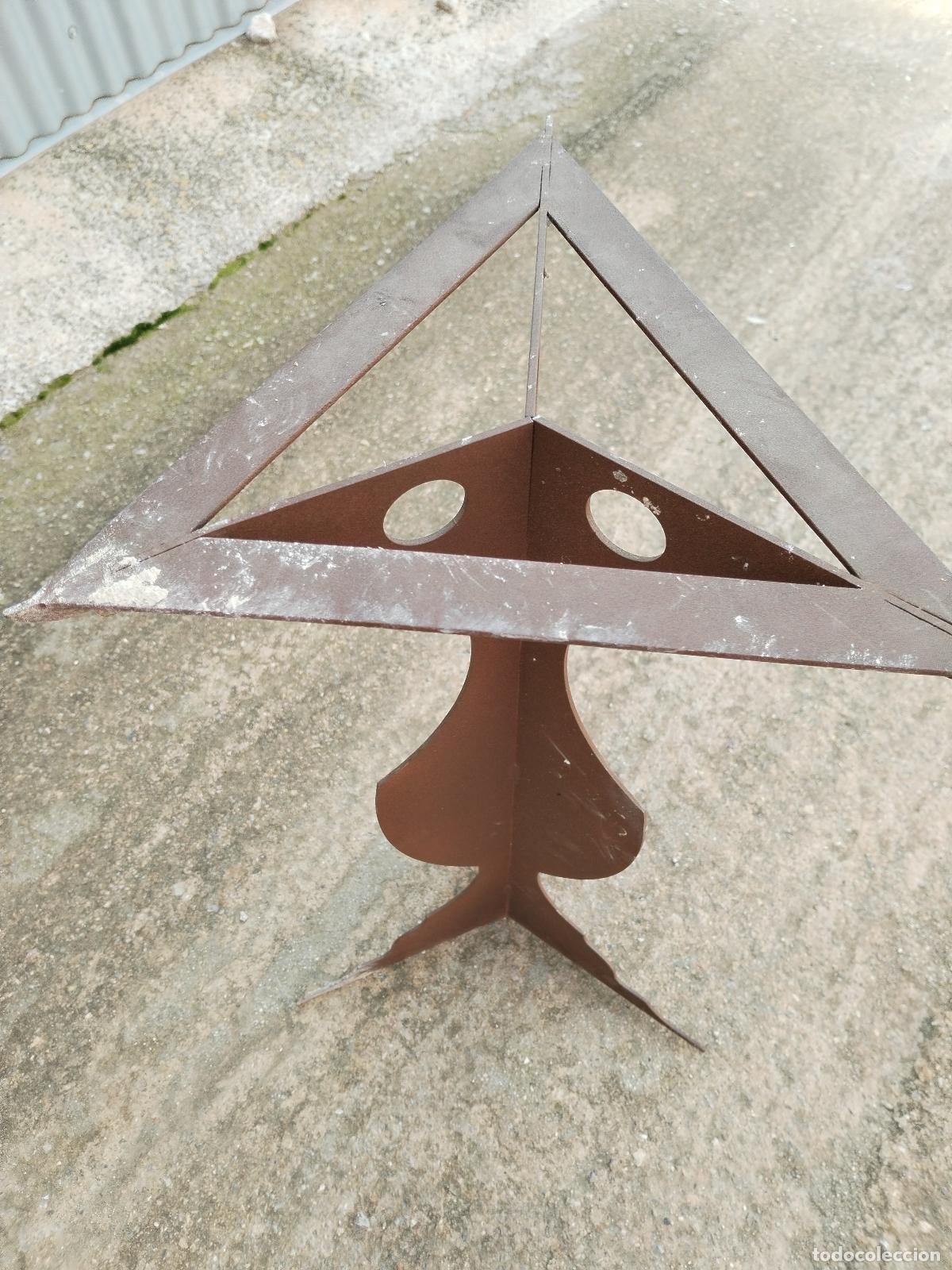 Antig&uuml;edades: pi&eacute; de mesa peana en hierro de forja - Foto 4