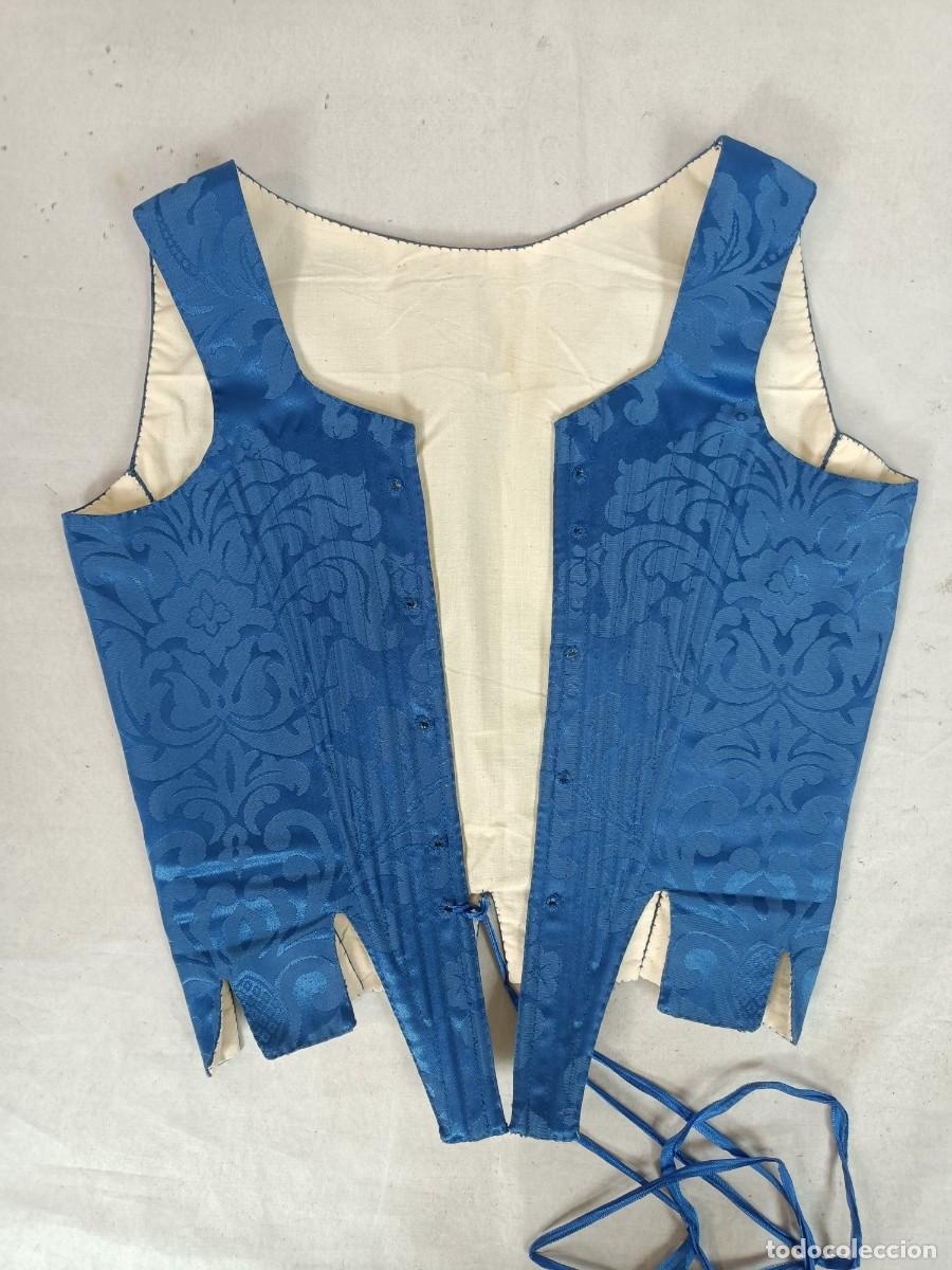 Antig&uuml;edades: Justillo de damasco azul - Foto 1