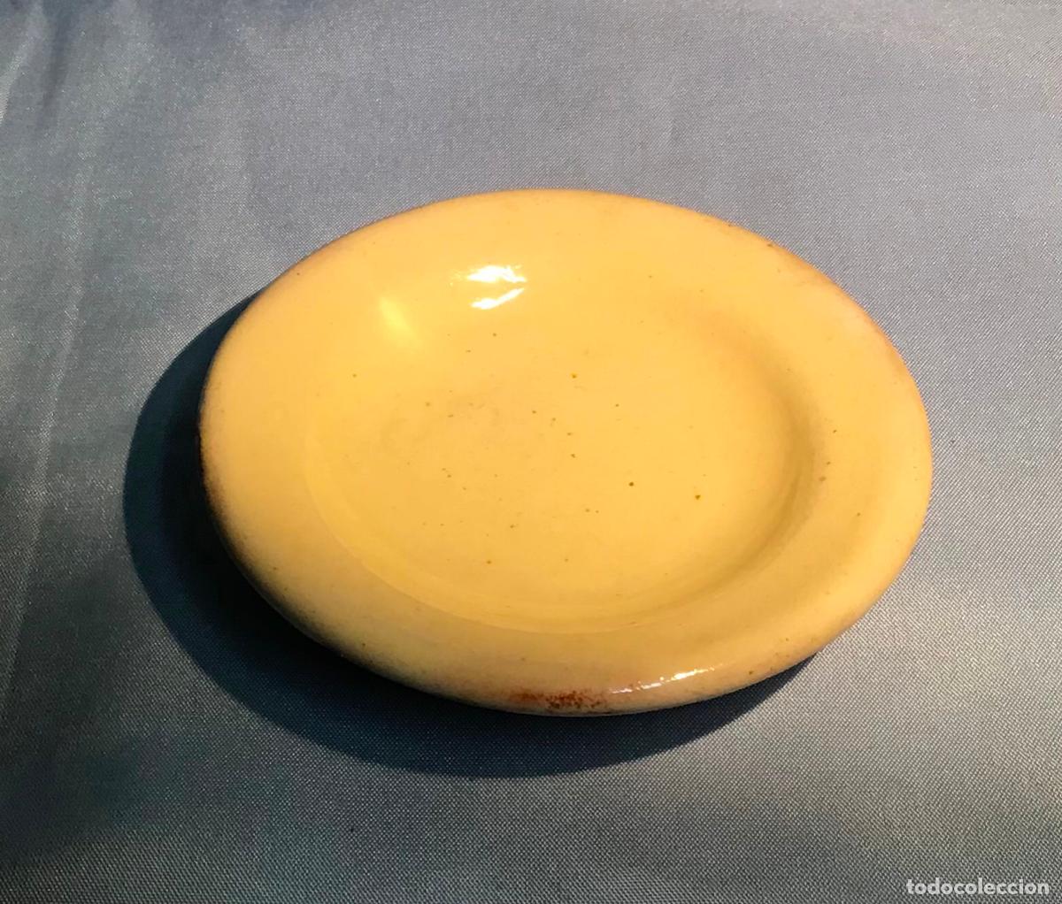 Antig&uuml;edades: PLATO DE CER&Aacute;MICA PARA CASA DE MU&Ntilde;ECAS - Foto 1
