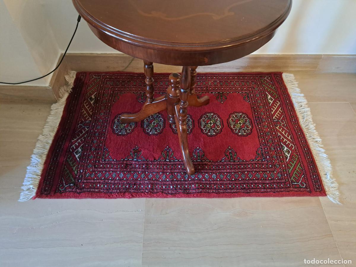 Antig&uuml;edades: Mesa auxiliar con marqueteria - Foto 4