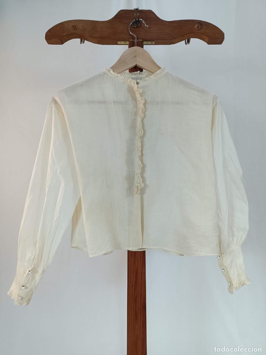 Antig&uuml;edades: Antigua camisa de algod&oacute;n - Foto 1