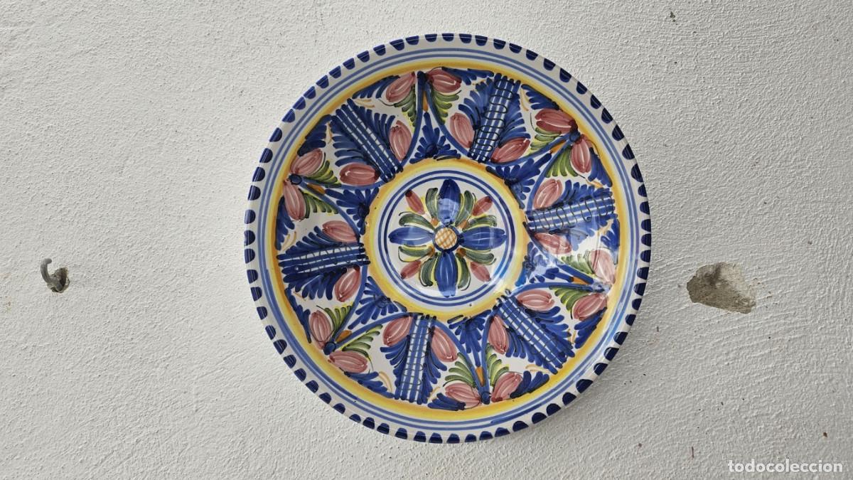 Antig&uuml;edades: plato de ceramica rustico - Foto 1