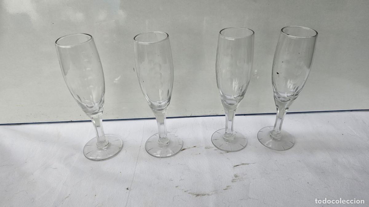Antig&uuml;edades: 4 copas de cristal catavinos - Foto 1