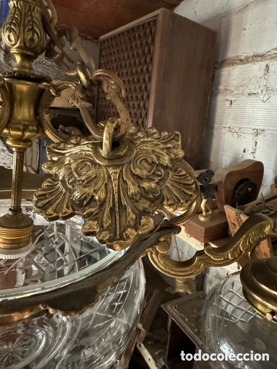 Antig&uuml;edades: L&aacute;mpara de techo en bronce - Foto 4