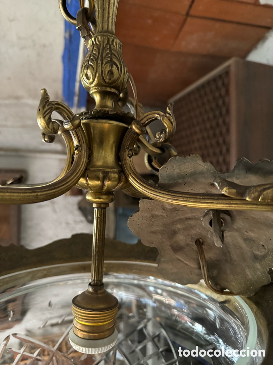 Antig&uuml;edades: L&aacute;mpara de techo en bronce - Foto 5