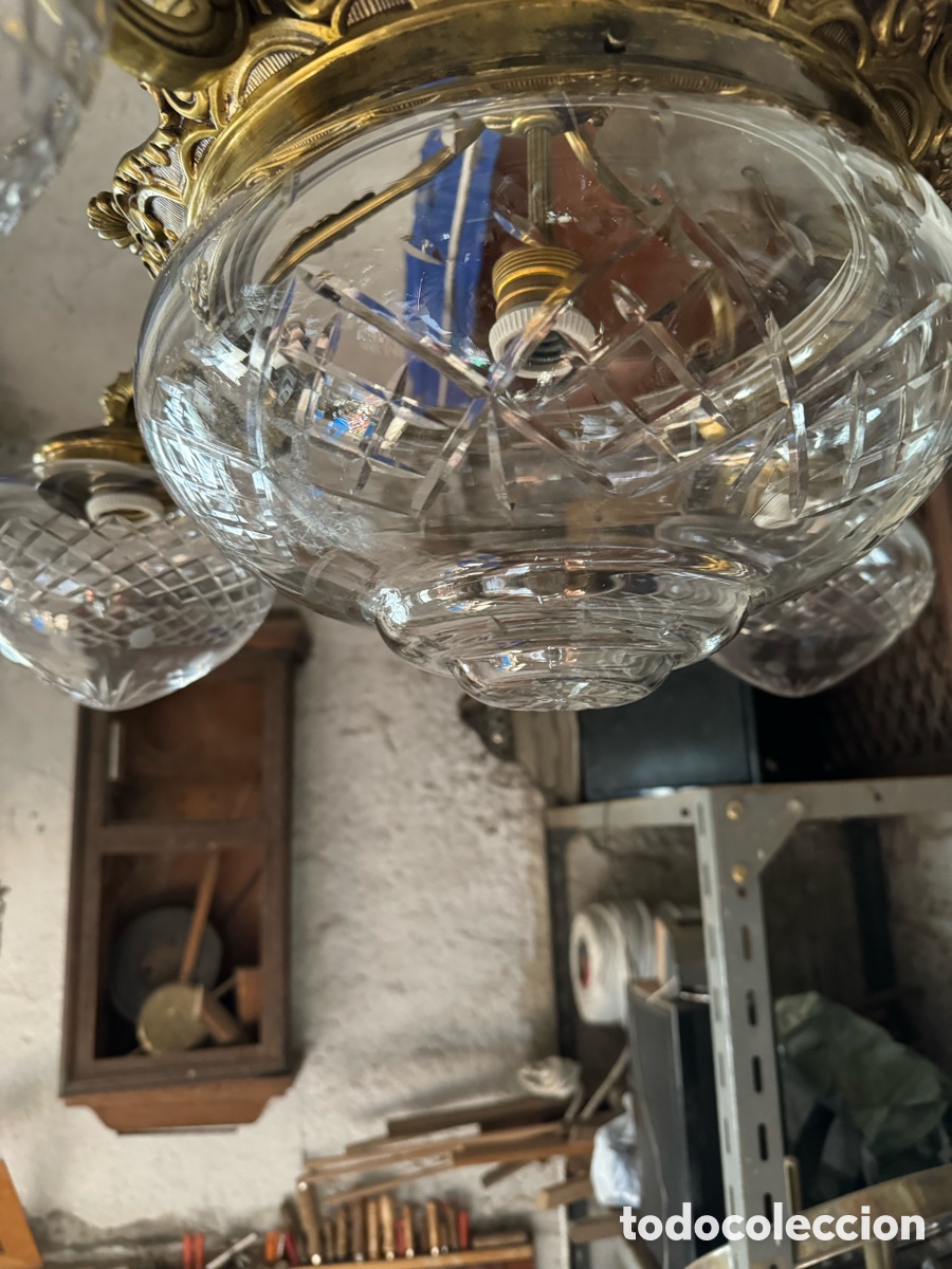 Antig&uuml;edades: L&aacute;mpara de techo en bronce - Foto 8