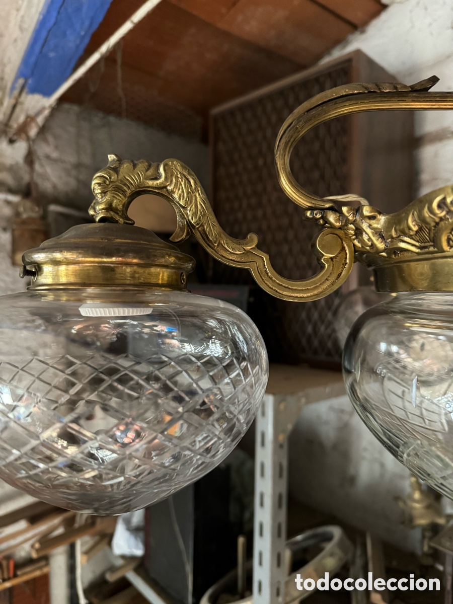 Antig&uuml;edades: L&aacute;mpara de techo en bronce - Foto 9