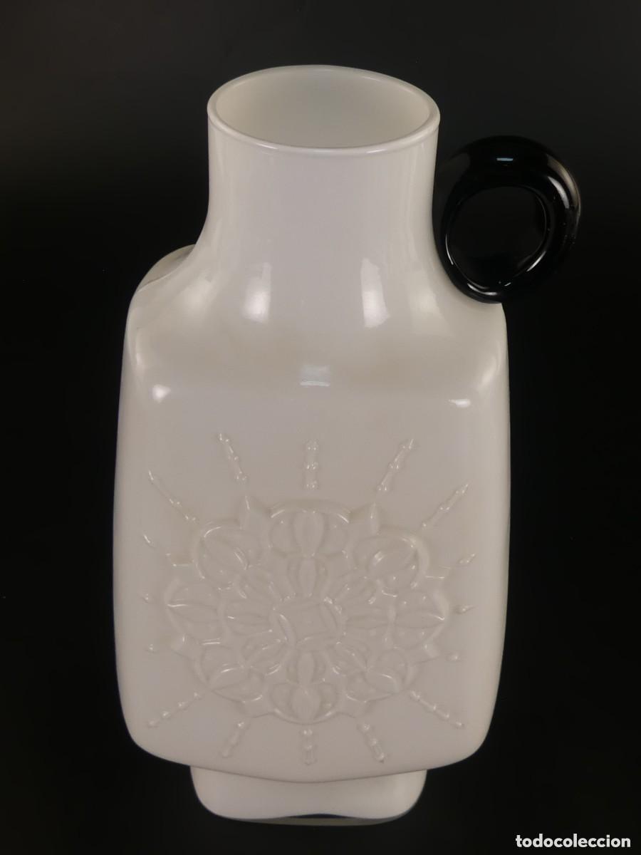 Antig&uuml;edades: FLORERO DE CRISTAL BLANCO - Foto 3