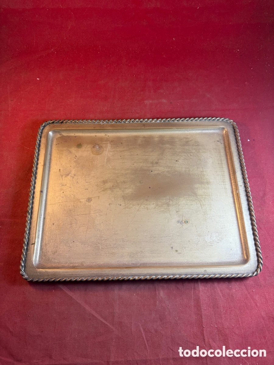 Antig&uuml;edades: Bandeja de metal plateado - Foto 1