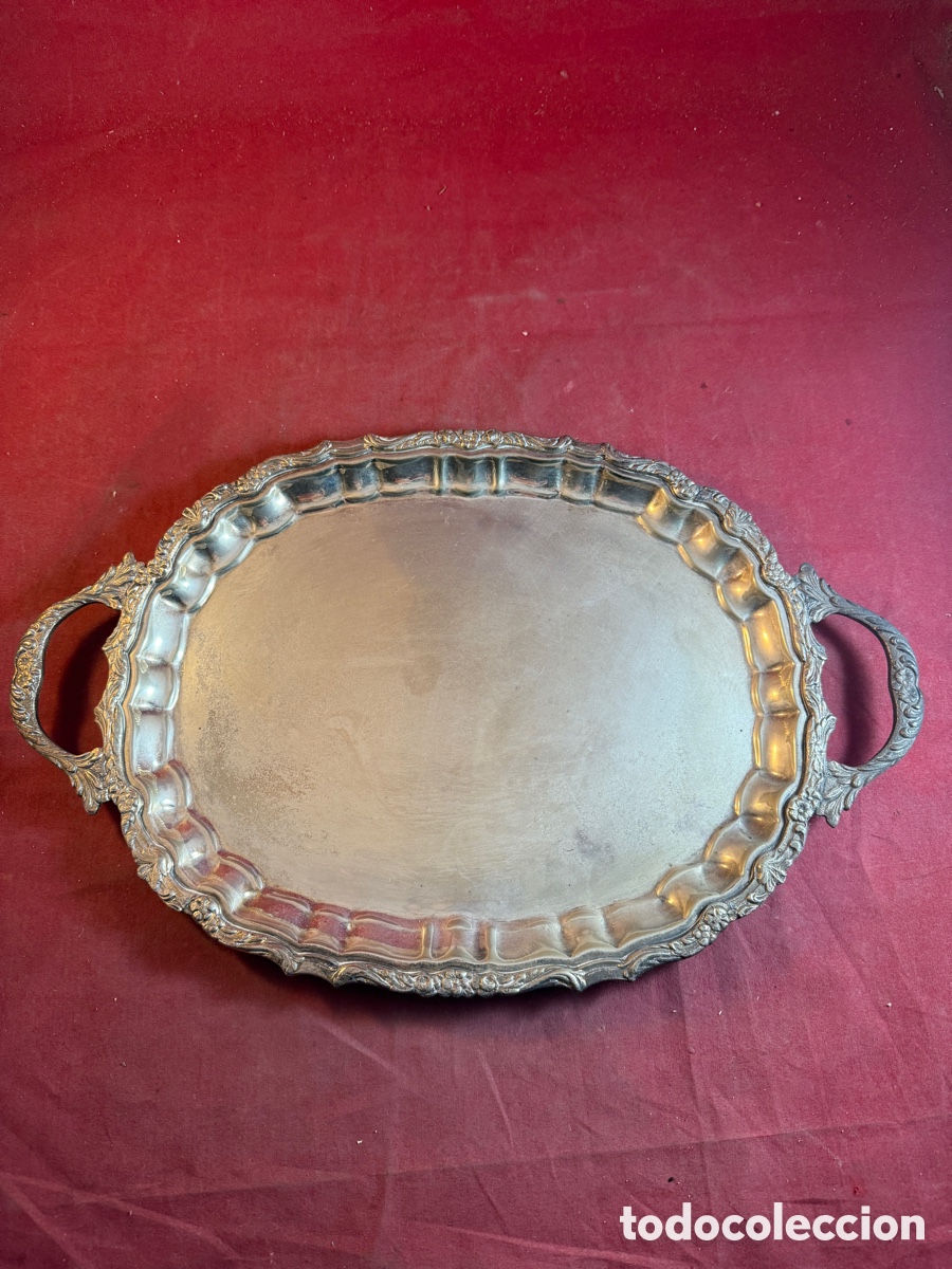Antig&uuml;edades: Antigua bandeja plateada - Foto 1