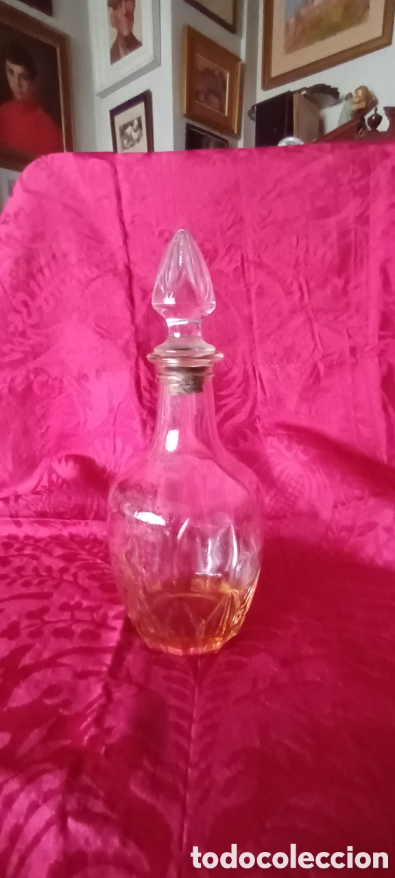 Antig&uuml;edades: 5 botellas de licor antiguas - Foto 3