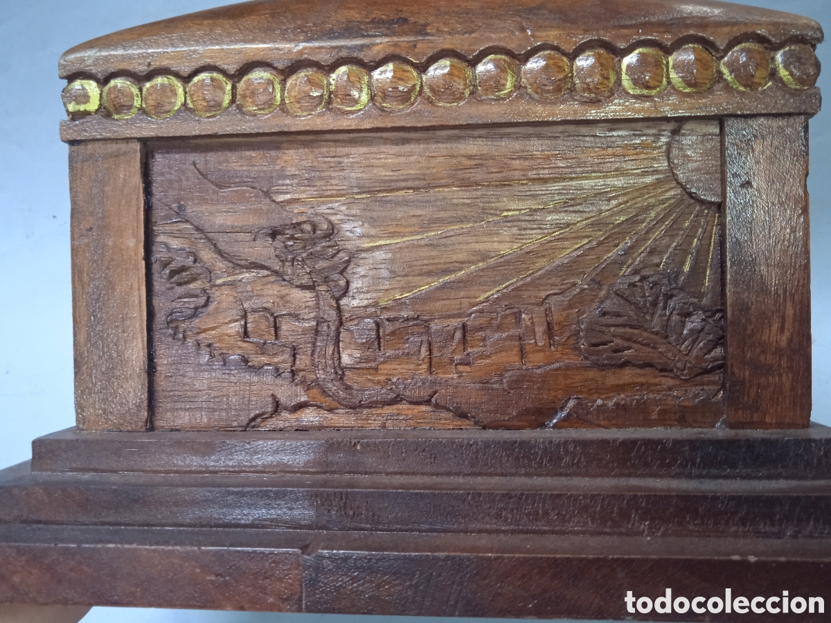 Antig&uuml;edades: Limosnera hucha de madera Shepherds Way - Foto 9