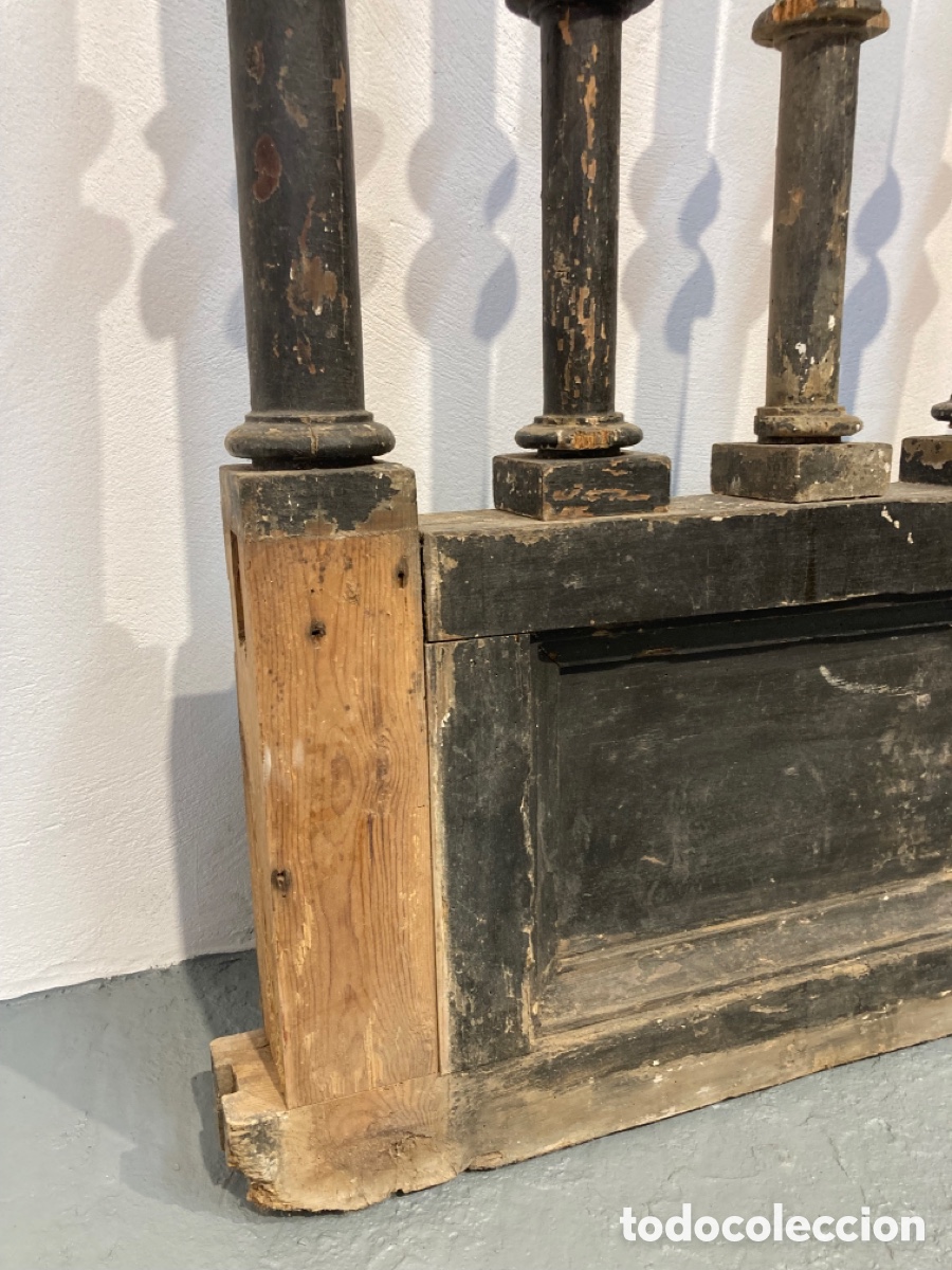 Antig&uuml;edades: Balaustre madera pintado negro - Foto 12