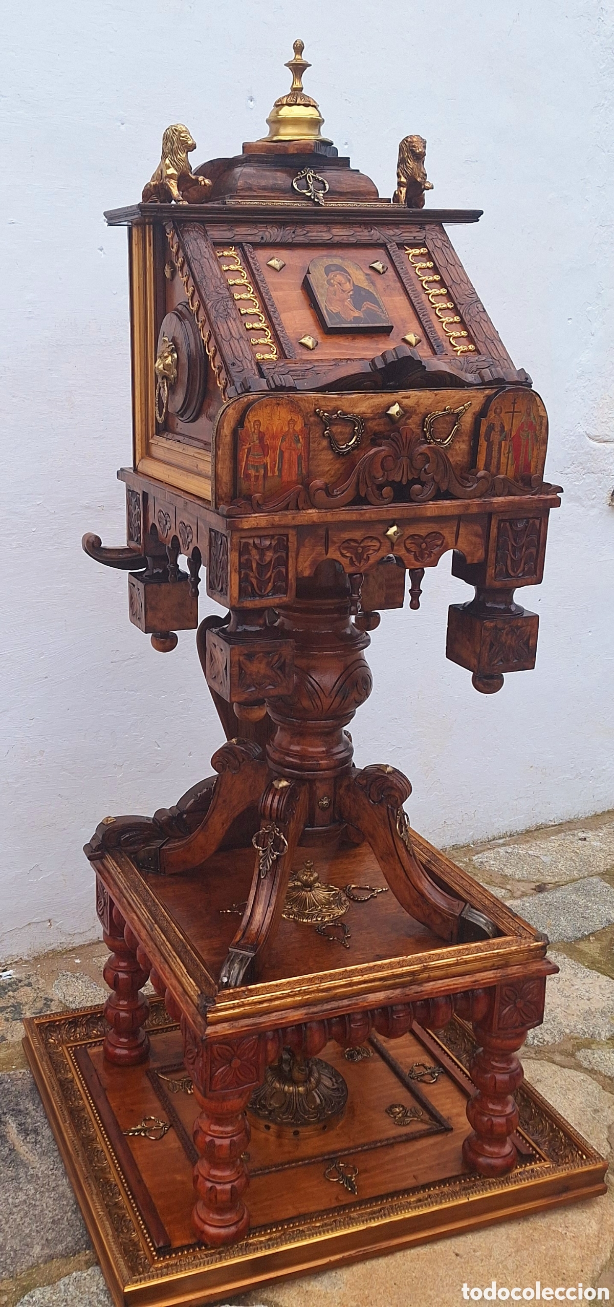 Antig&uuml;edades: Atril de madera metal y bronce - Foto 5