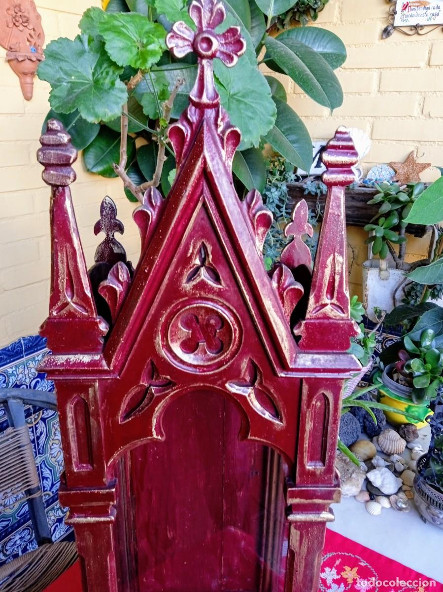 Antig&uuml;edades: Capilla antigua de madera estilo g&oacute;tico - Foto 3