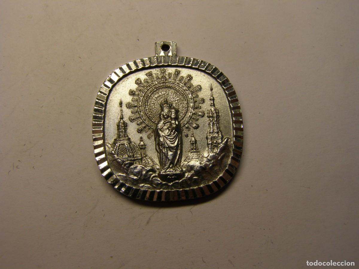 Antig&uuml;edades: Vieja medalla religiosa, Virgen del Pilar. - Foto 1