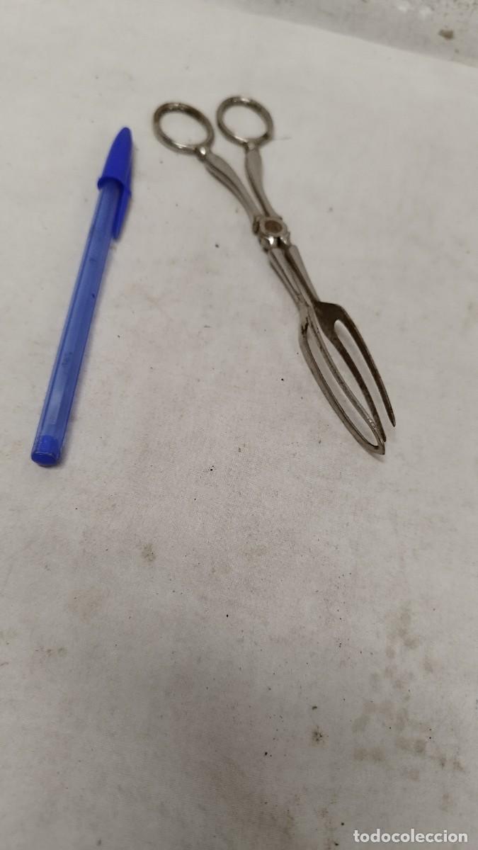 Antig&uuml;edades: Antiguas pinzas para servir - Foto 1