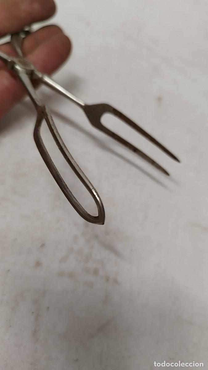 Antig&uuml;edades: Antiguas pinzas para servir - Foto 6