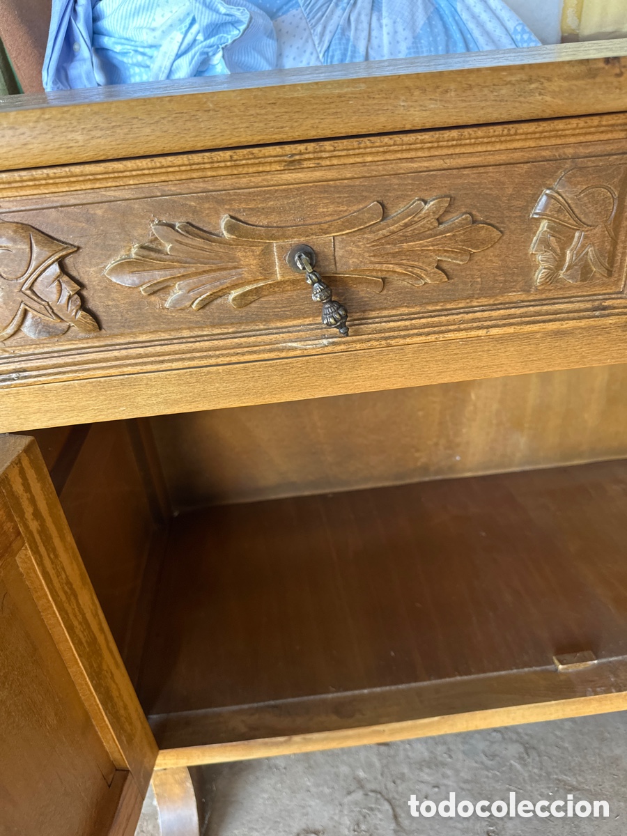 Antig&uuml;edades: Mueble castellano con herrajes de la &eacute;poca - Foto 2