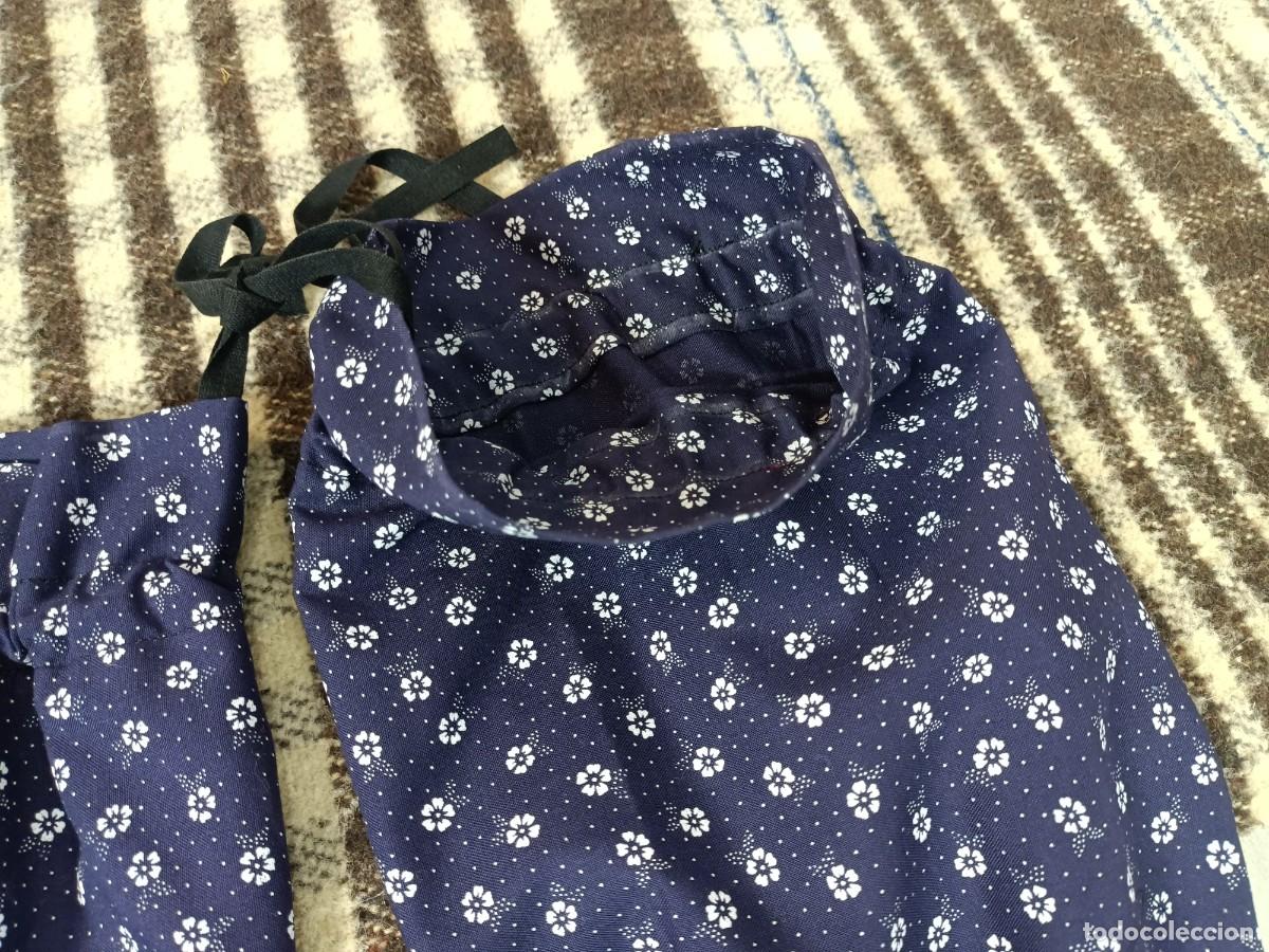 Antig&uuml;edades: Manguitos azules para traje popular - Foto 4