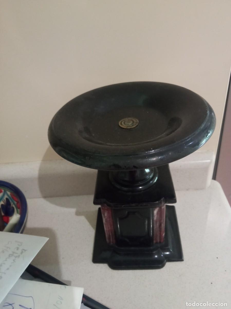 Antig&uuml;edades: peana repisa guarnici&oacute;n reloj - Foto 4