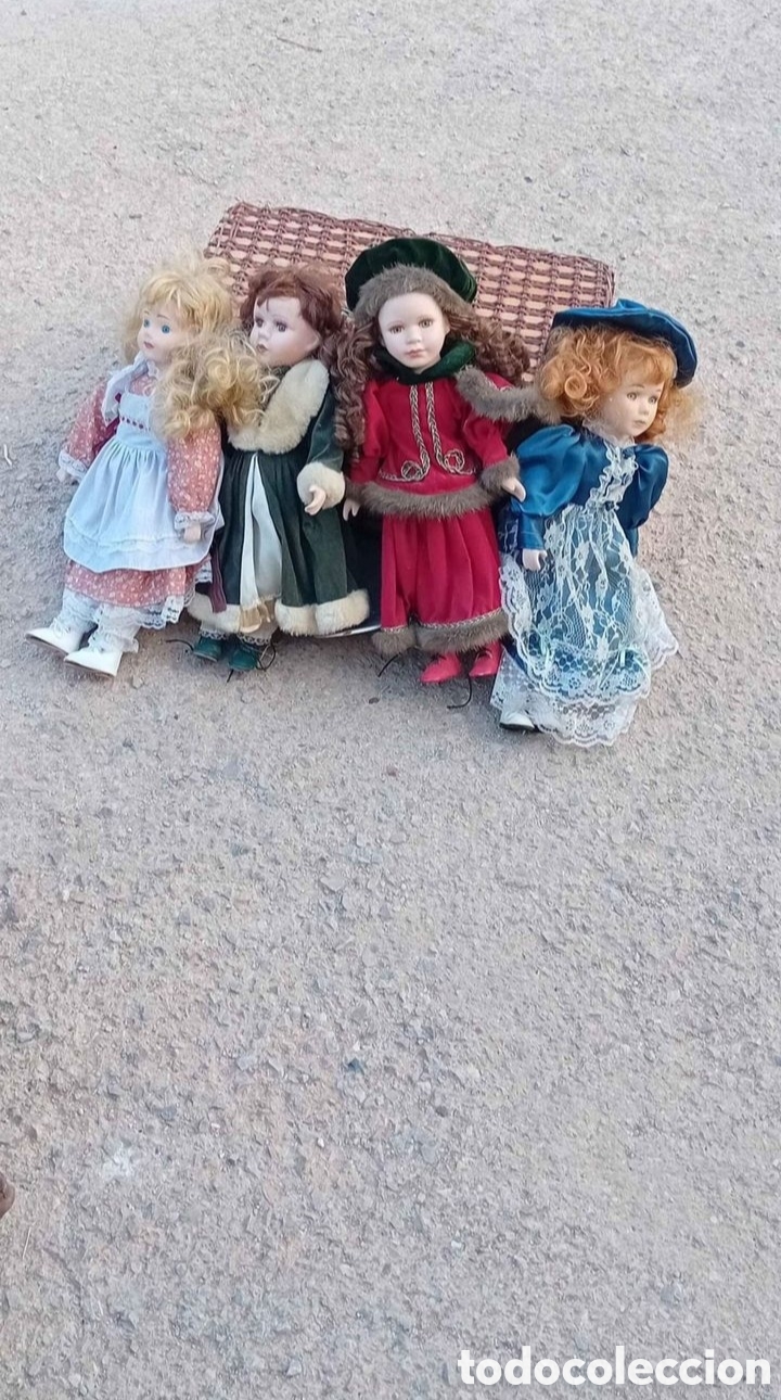 Antig&uuml;edades: Conjunto 4 mu&ntilde;ecas antiguas - Foto 1