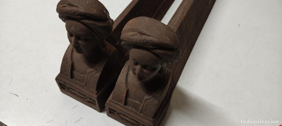Antig&uuml;edades: ANTIGUOS MORILLOS DE CHIMENEA 44CM - Foto 2