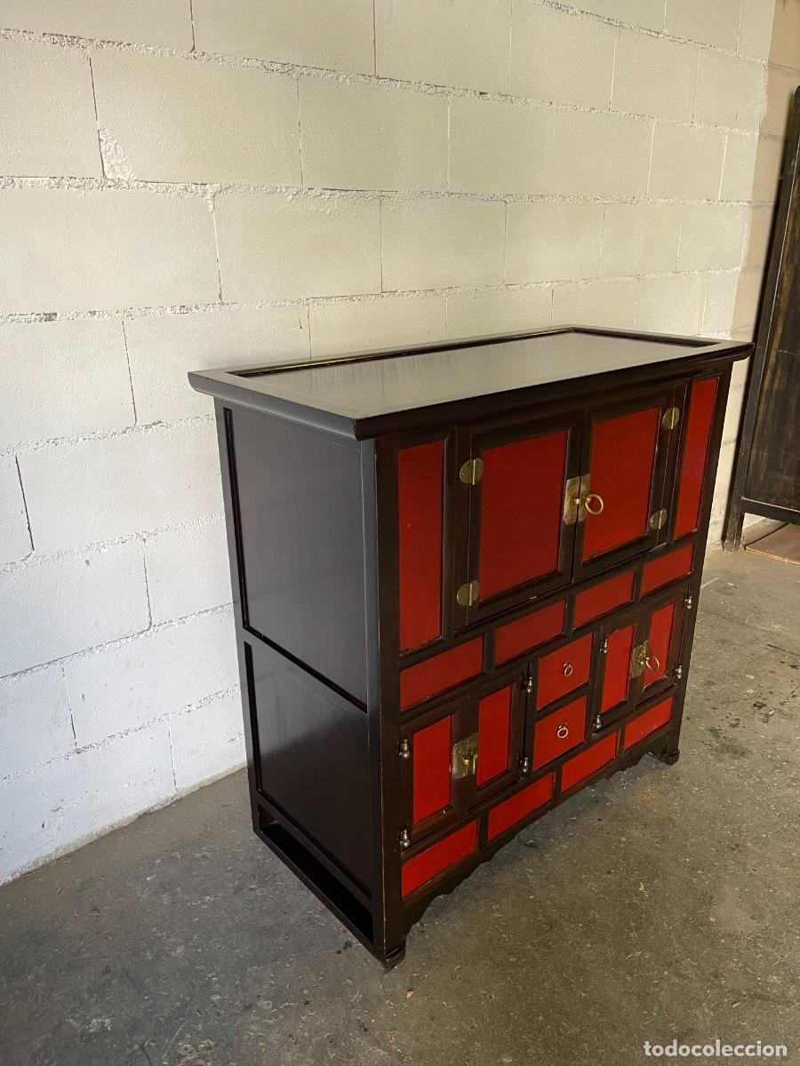 Antig&uuml;edades: comoda oriental restaurada - Foto 2