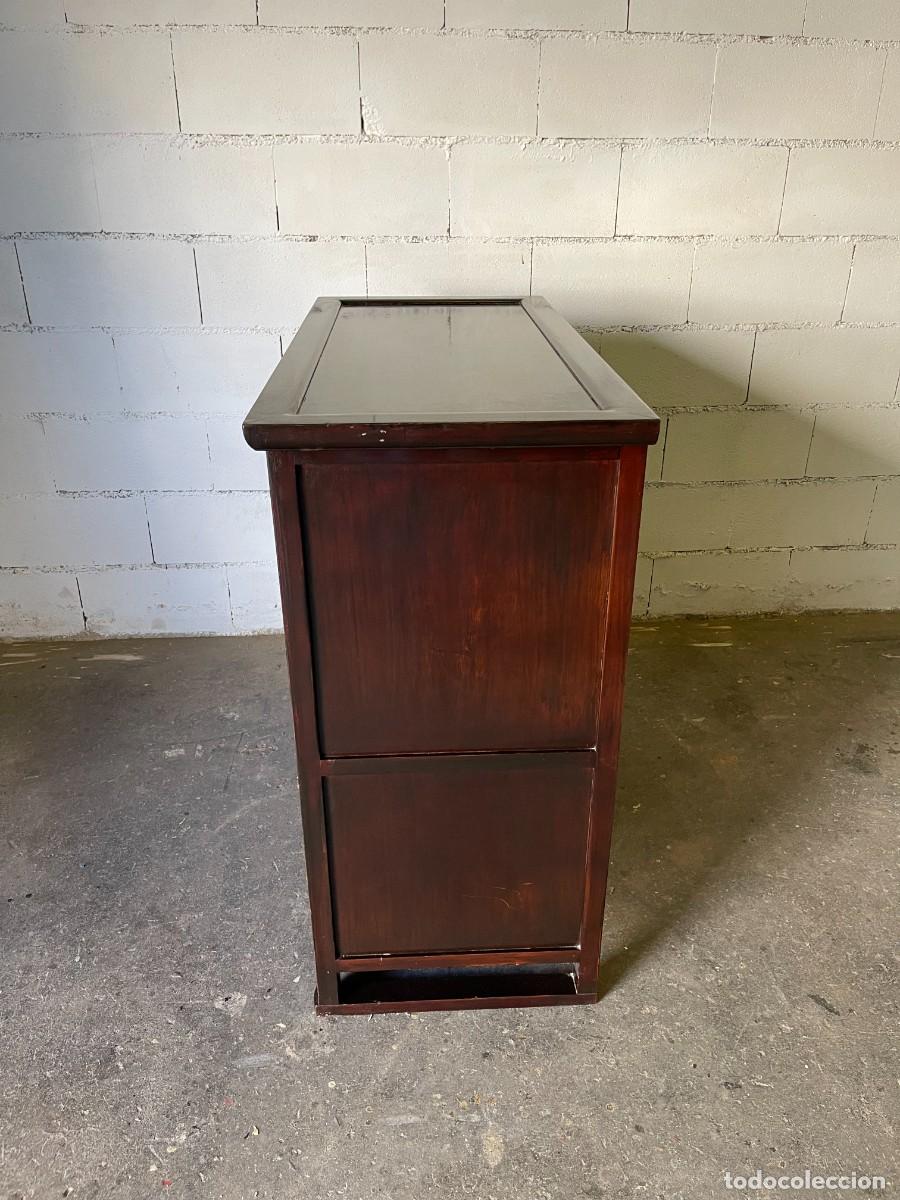 Antig&uuml;edades: comoda oriental restaurada - Foto 11