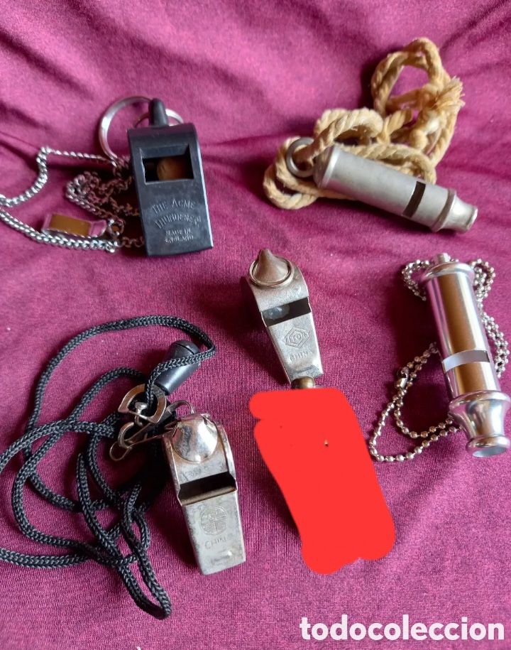 Antig&uuml;edades: LOTE DE SILBATOS O PITOS - Foto 1
