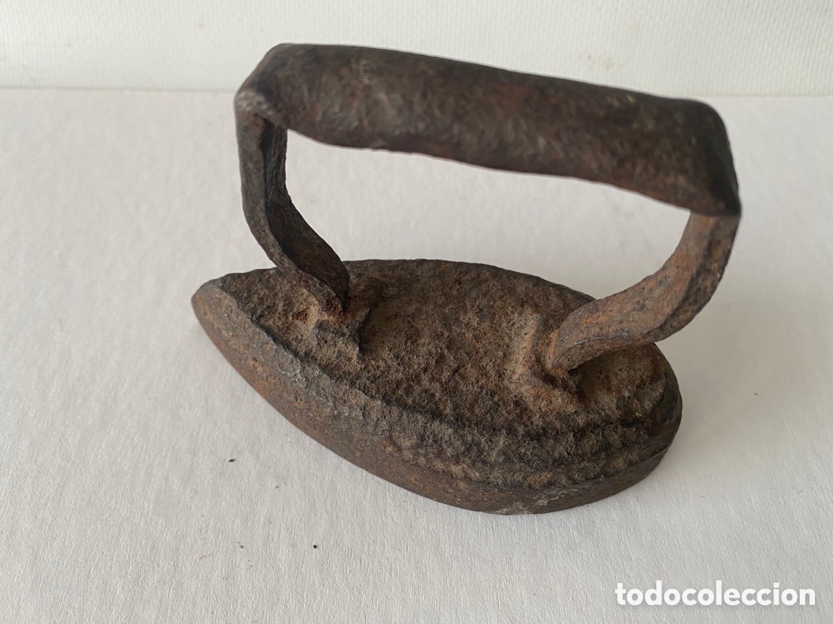 Antig&uuml;edades: Peque&ntilde;a plancha de hierro antigua - Foto 2