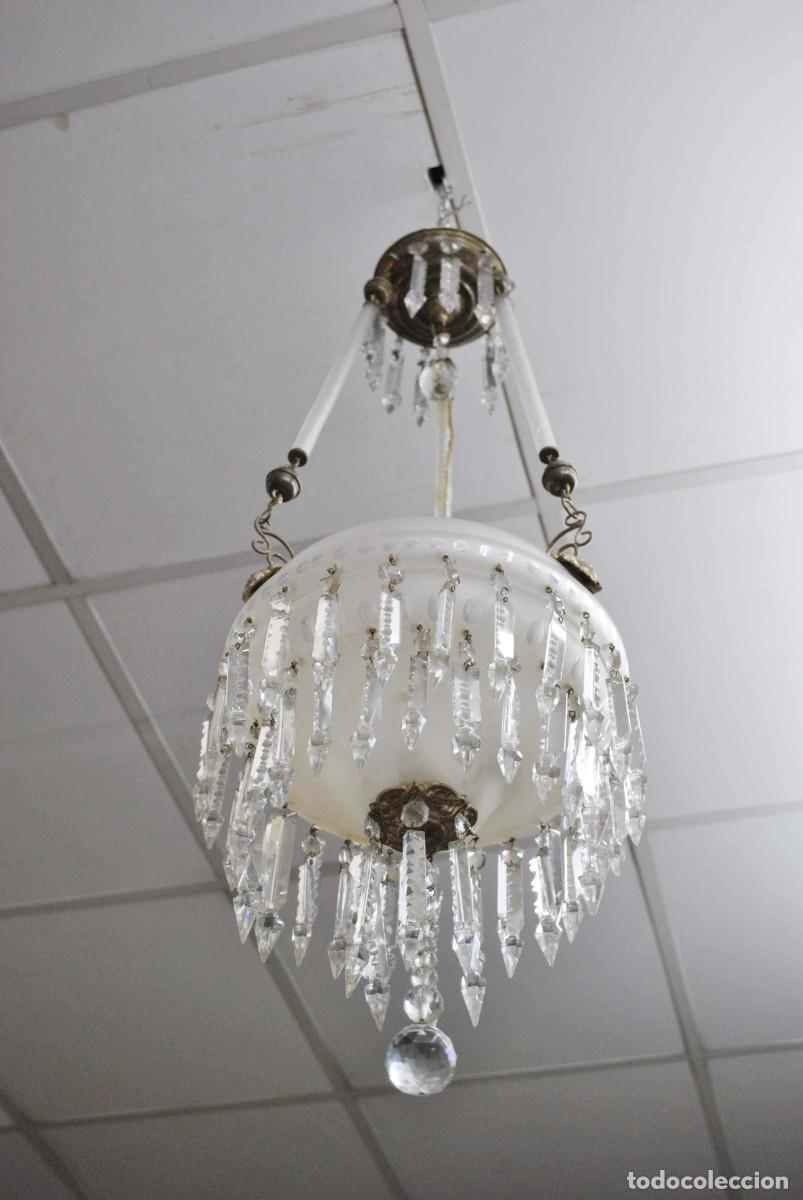 Antig&uuml;edades: L&Aacute;MPARA COLGANTE CRISTAL DE OPALINA - Foto 2