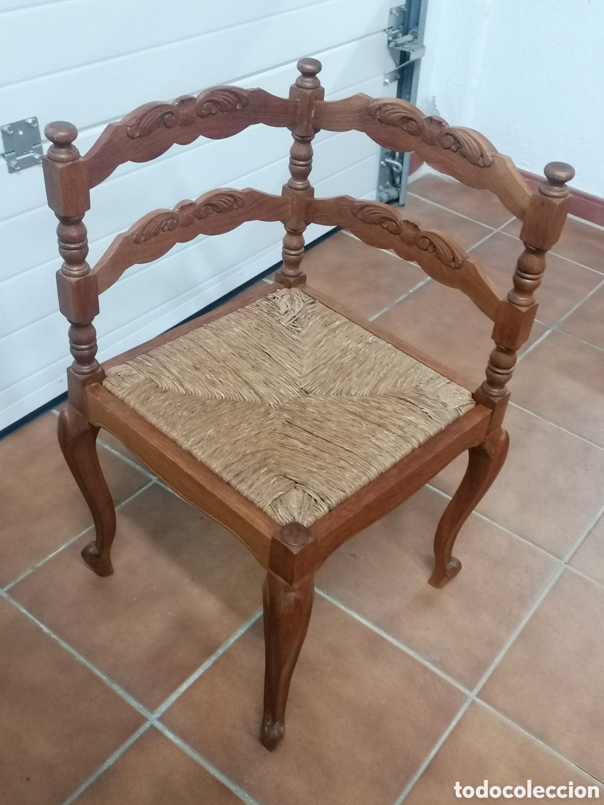 Antig&uuml;edades: Silla rinconera antigua - Foto 2