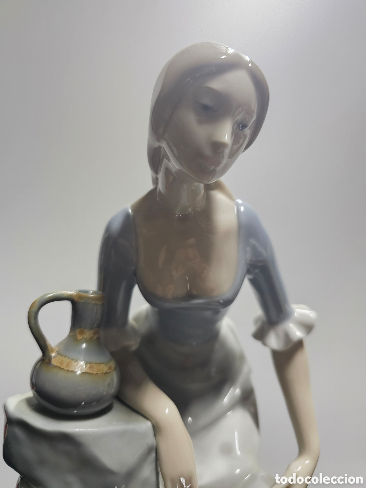Antig&uuml;edades: FIGURA DE LLADR&Oacute; MUJER CON CANTAROS - Foto 3
