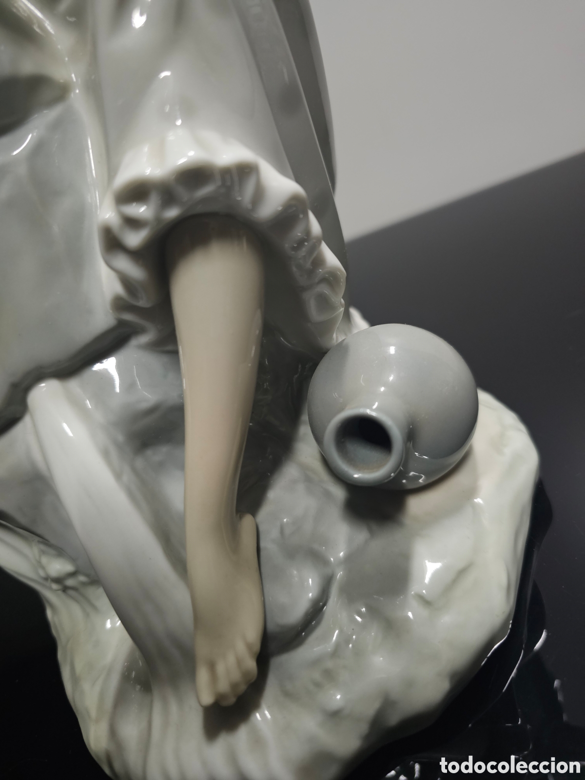Antig&uuml;edades: FIGURA DE LLADR&Oacute; MUJER CON CANTAROS - Foto 4