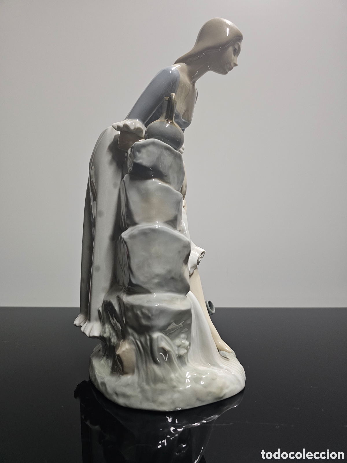 Antig&uuml;edades: FIGURA DE LLADR&Oacute; MUJER CON CANTAROS - Foto 5