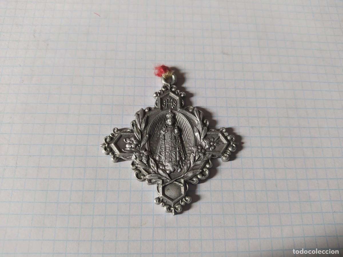 Antig&uuml;edades: Medalla religiosa, plateada - Foto 1