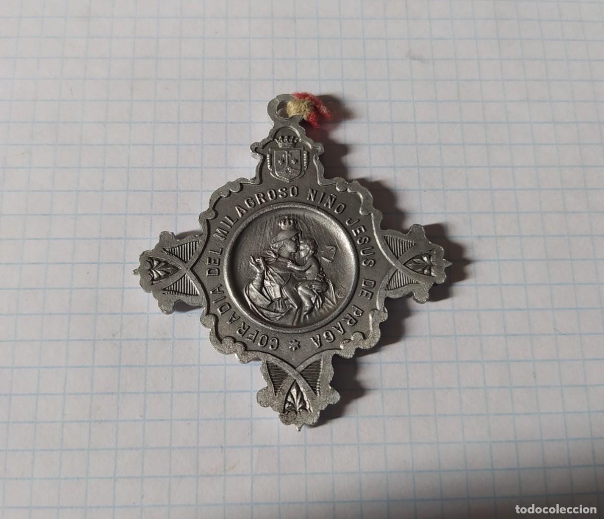 Antig&uuml;edades: Medalla religiosa, plateada - Foto 2