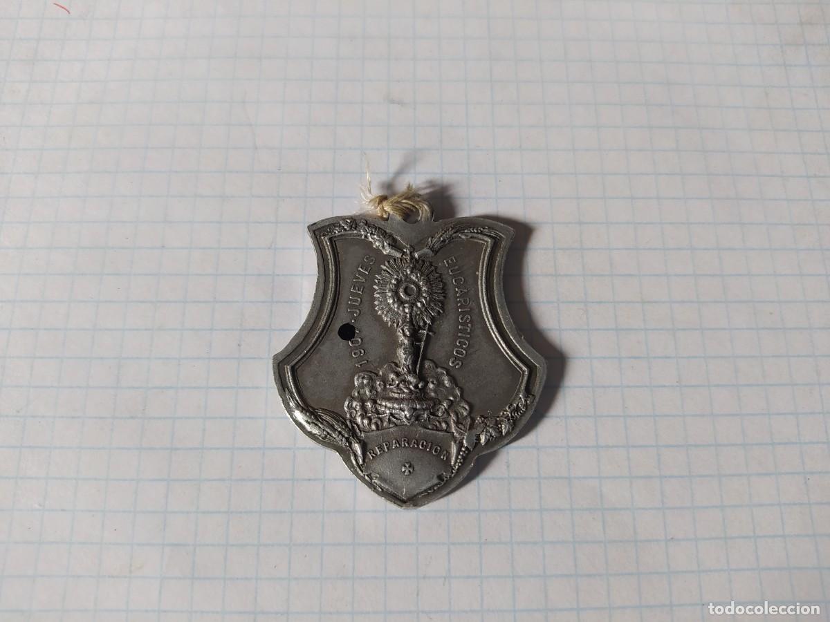 Antig&uuml;edades: Medalla religiosa, plateada - Foto 2